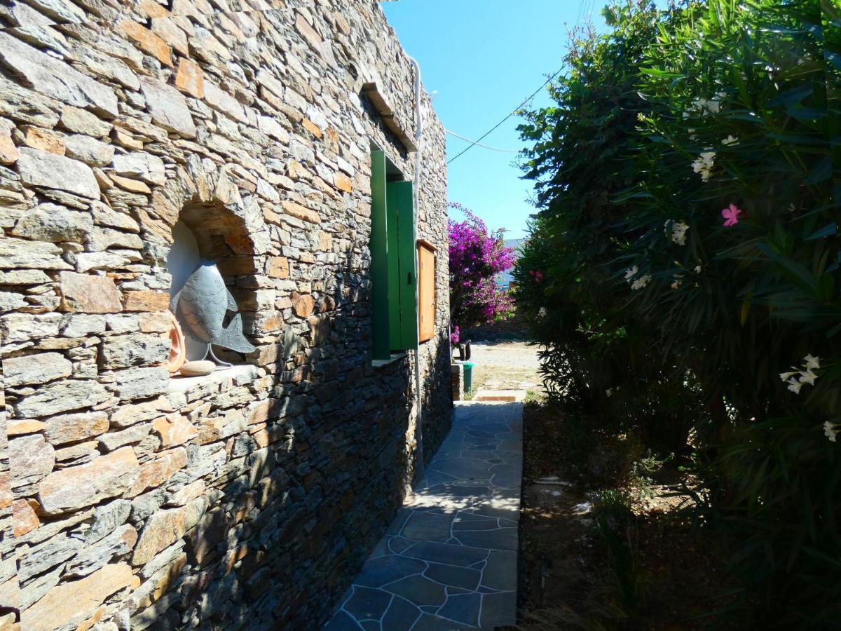 Το Κατἑ Aparthotel Artemonas Exterior foto